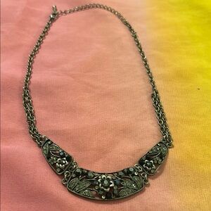 ✨Elegant Silver and Black Floral Necklace✨